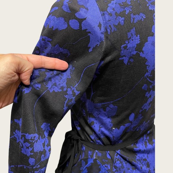 Diane Von Furstenberg Size 4 Riviera Silk Long Sleeve Chiffon Wrap Dress - Picture 9 of 10